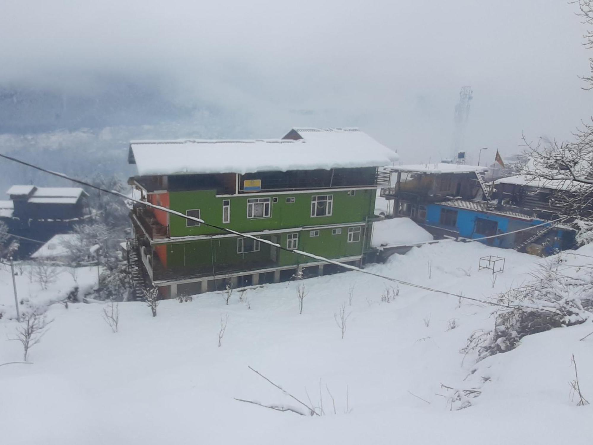 The Homstel Manali Hostel Exterior foto